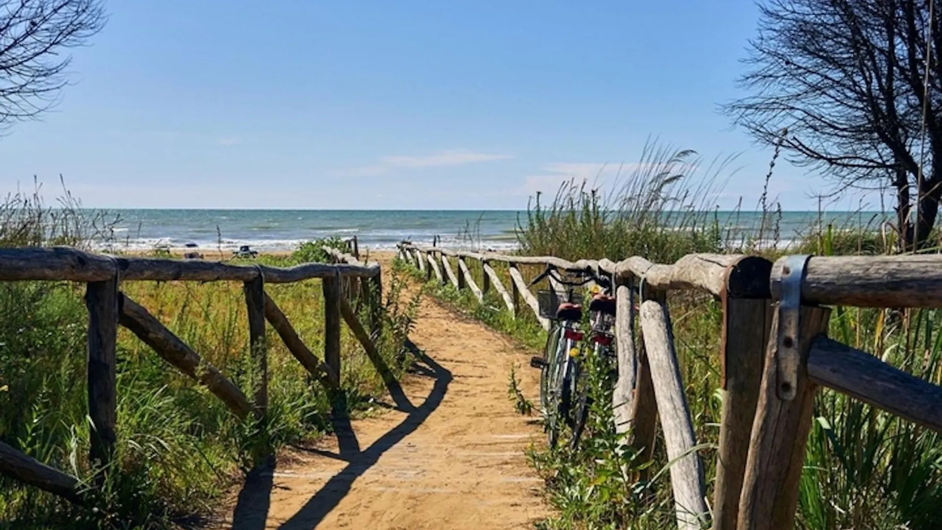 Enjoy Your Holidays From This Magnificent Terrace Bibione Apartment