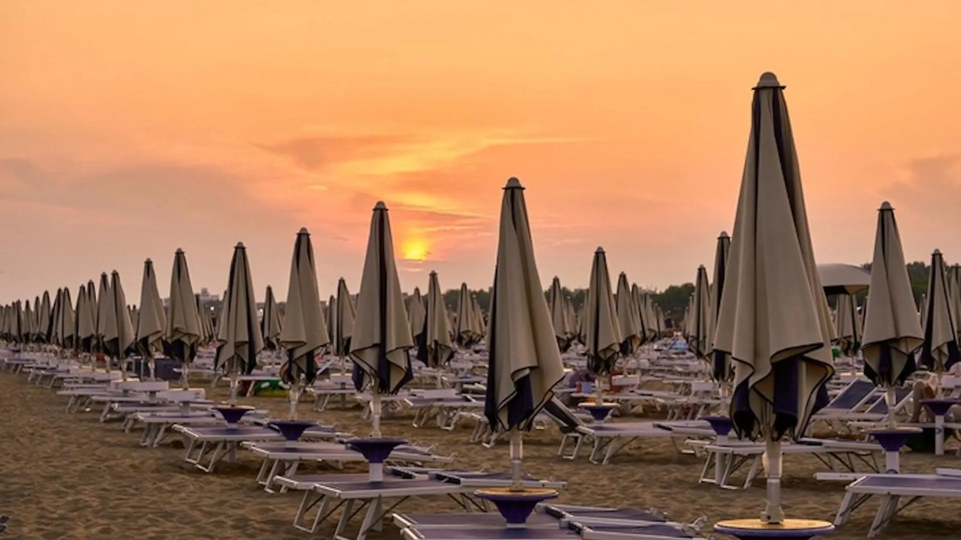 Enjoy Your Holidays From This Magnificent Terrace Bibione